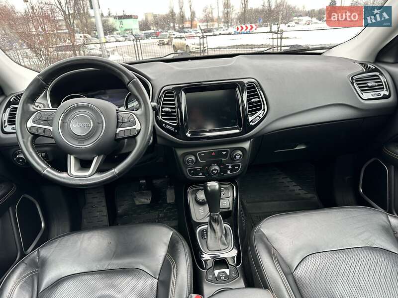 Внедорожник / Кроссовер Jeep Compass 2018 в Киеве