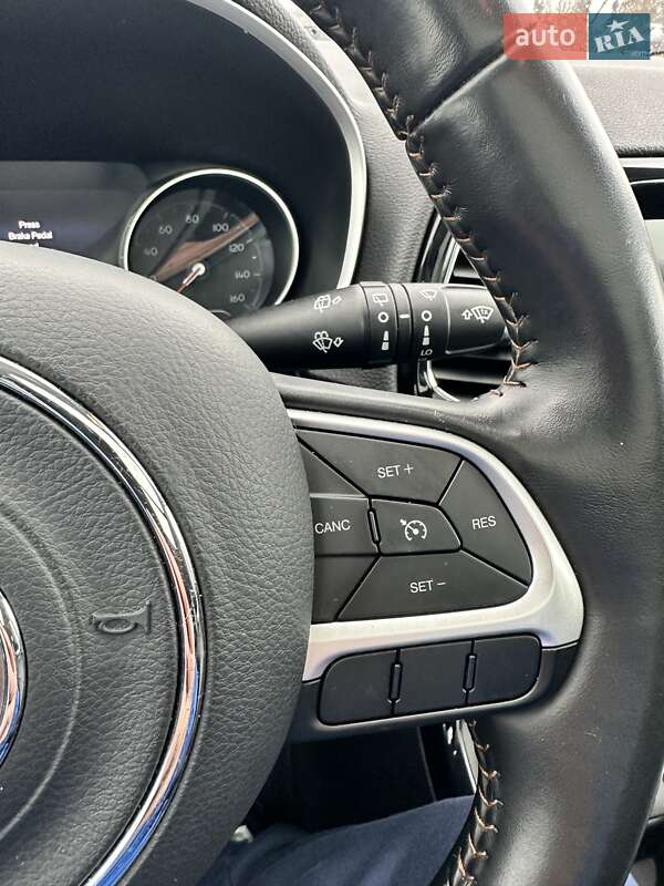 Внедорожник / Кроссовер Jeep Compass 2018 в Киеве