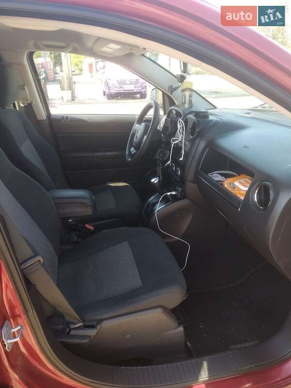 Внедорожник / Кроссовер Jeep Compass 2011 в Запорожье