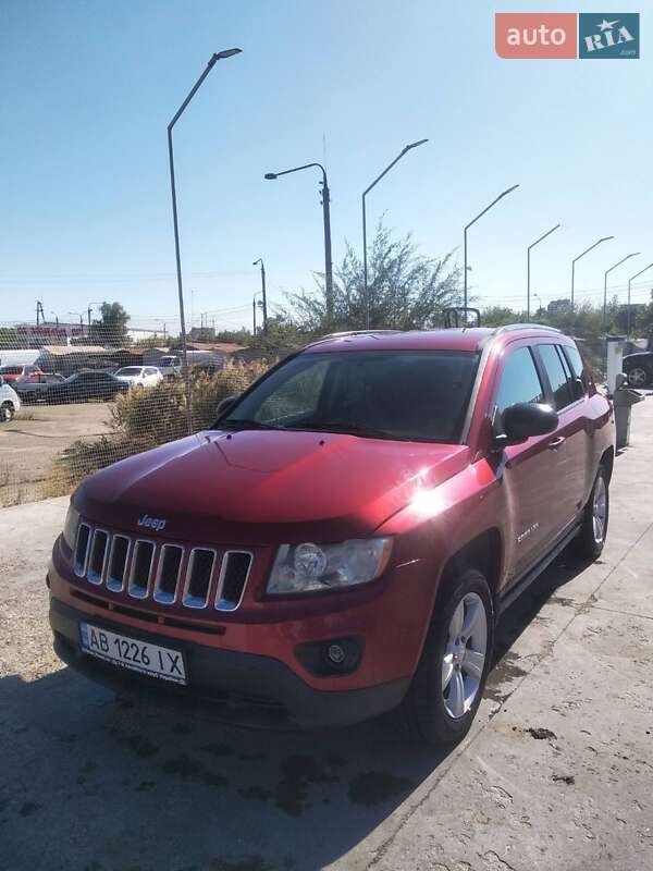 Внедорожник / Кроссовер Jeep Compass 2011 в Запорожье