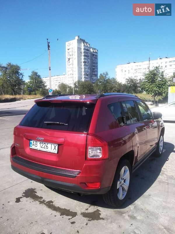 Внедорожник / Кроссовер Jeep Compass 2011 в Запорожье