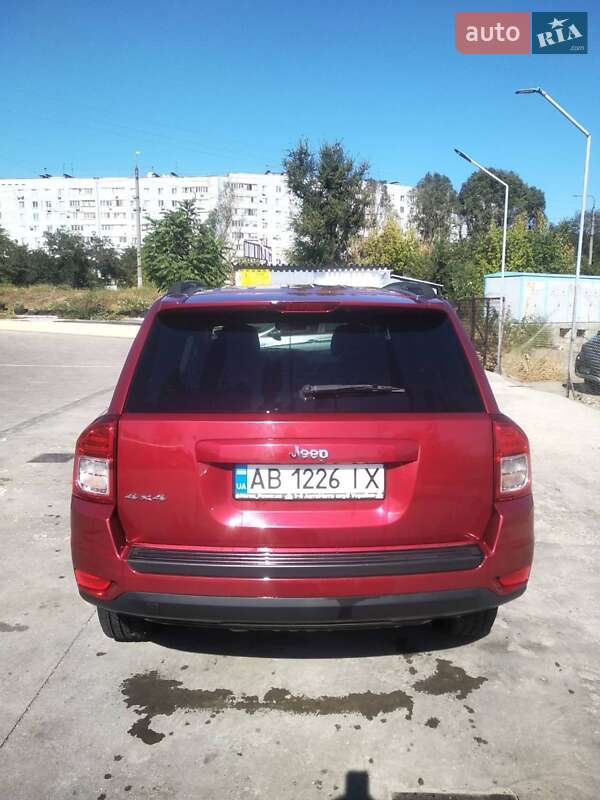 Внедорожник / Кроссовер Jeep Compass 2011 в Запорожье