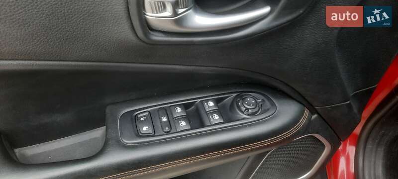 Позашляховик / Кросовер Jeep Compass 2018 в Рівному фото 16 Позашляховик / Кросовер Jeep Compass 2018 в Рівному