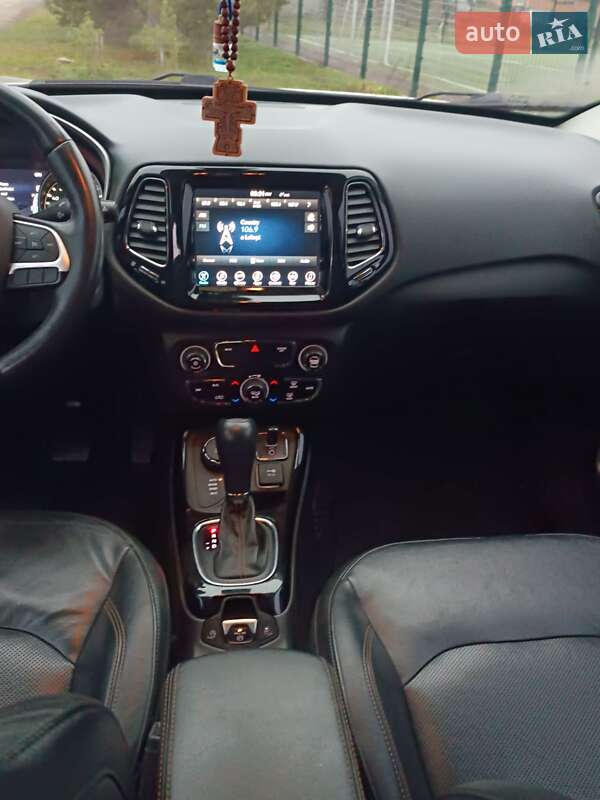 Внедорожник / Кроссовер Jeep Compass 2017 в Лохвице фото 9 Внедорожник / Кроссовер Jeep Compass 2017 в Лохвице