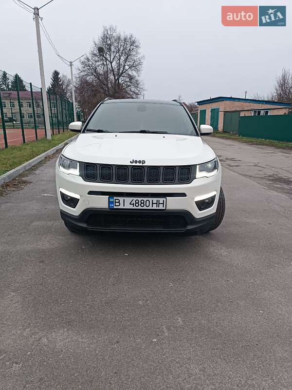 Внедорожник / Кроссовер Jeep Compass 2017 в Лохвице фото Внедорожник / Кроссовер Jeep Compass 2017 в Лохвице