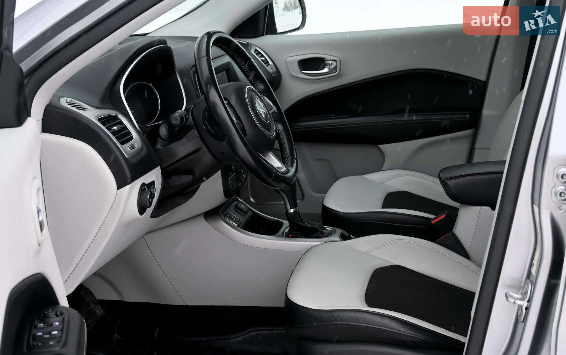 2018 Jeep Compass - мініатюра 14