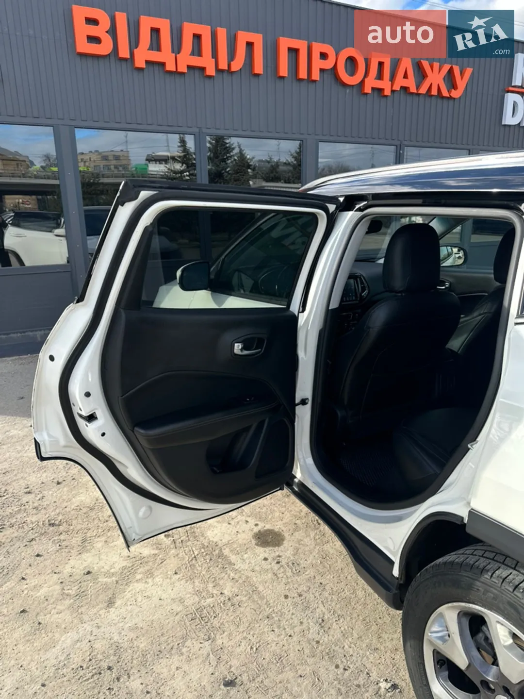 2019 Jeep Compass - мініатюра 21