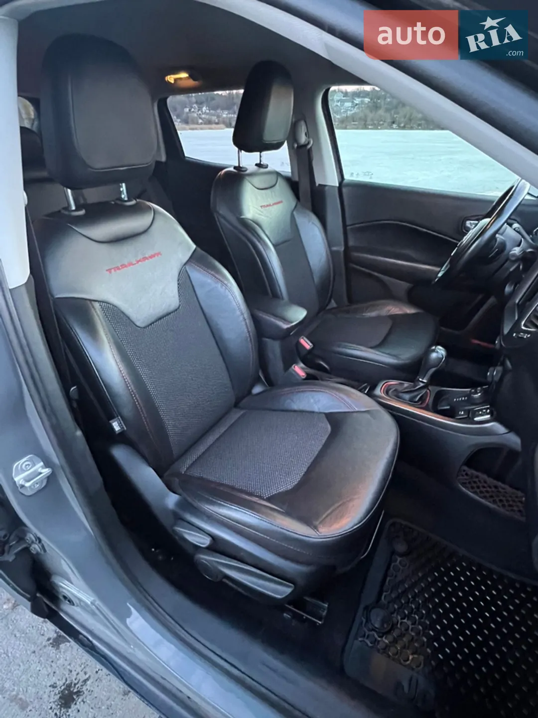 2021 Jeep Compass - мініатюра 17