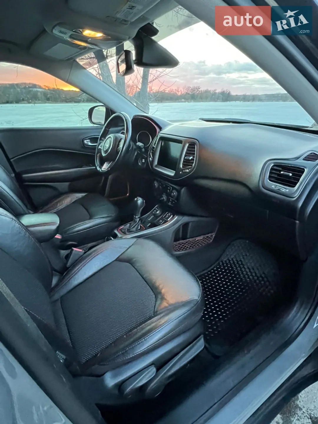 2021 Jeep Compass - мініатюра 18