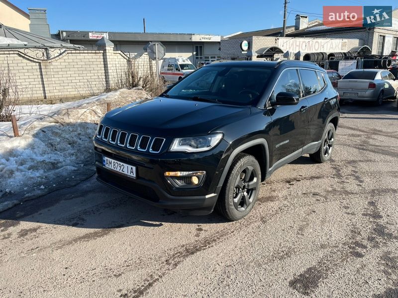 2017 Jeep Compass, VIN 3C4NJDBB4HT635357:plate — photo 1 (autoria)