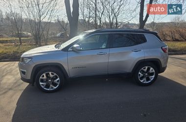 Внедорожник / Кроссовер Jeep Compass 2017 в Нововолынске