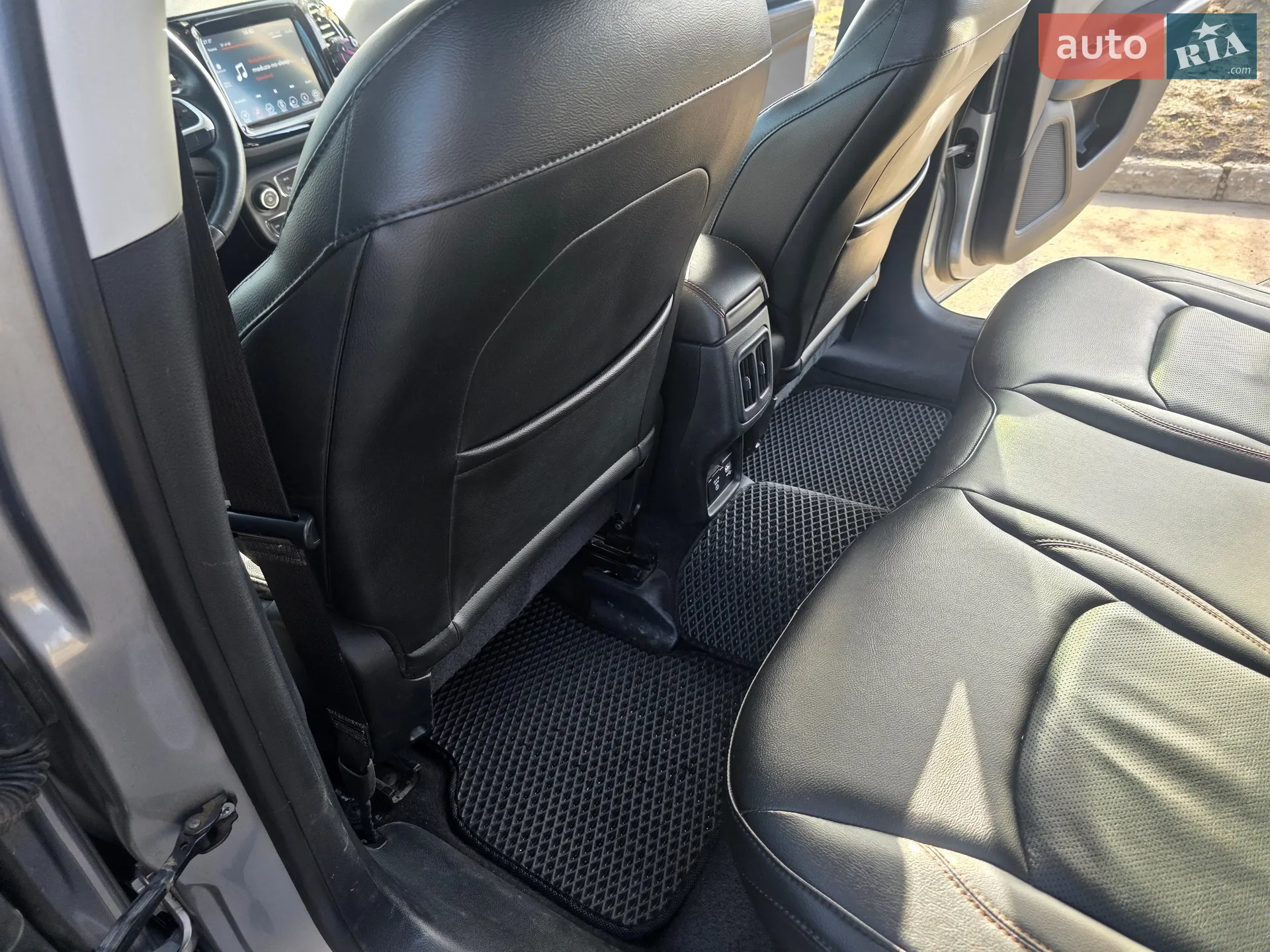 2017 Jeep Compass - мініатюра 68