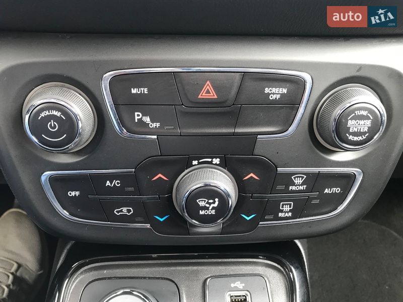 Внедорожник / Кроссовер Jeep Compass 2018 в Сумах