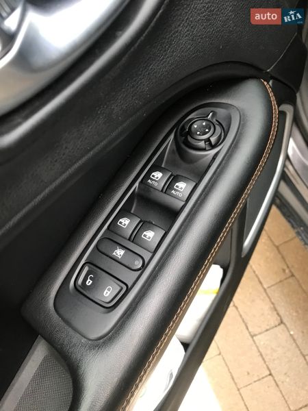 Внедорожник / Кроссовер Jeep Compass 2018 в Сумах