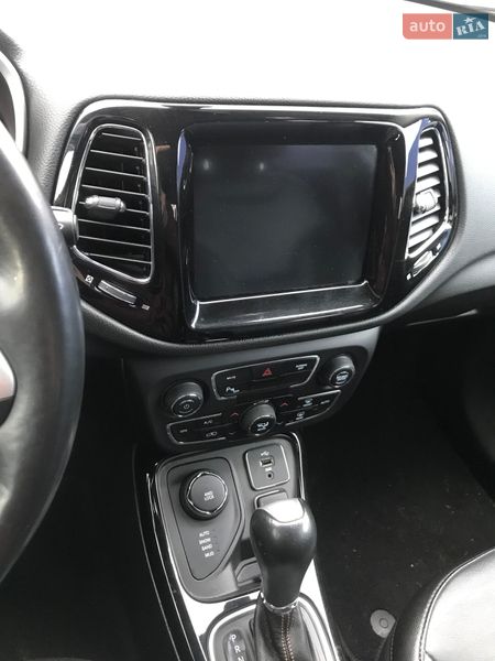 Внедорожник / Кроссовер Jeep Compass 2018 в Сумах