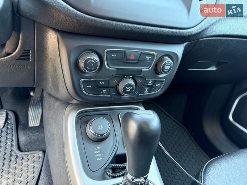 Внедорожник / Кроссовер Jeep Compass 2018 в Киеве