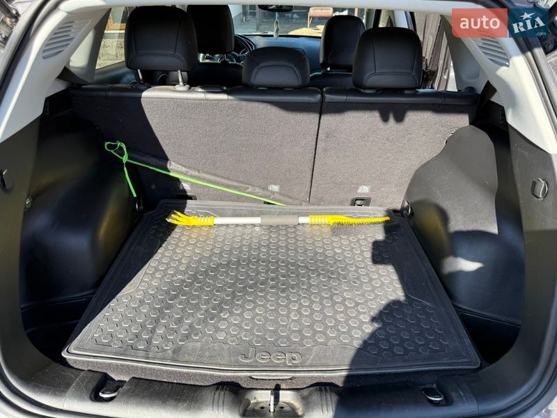 Внедорожник / Кроссовер Jeep Compass 2018 в Киеве