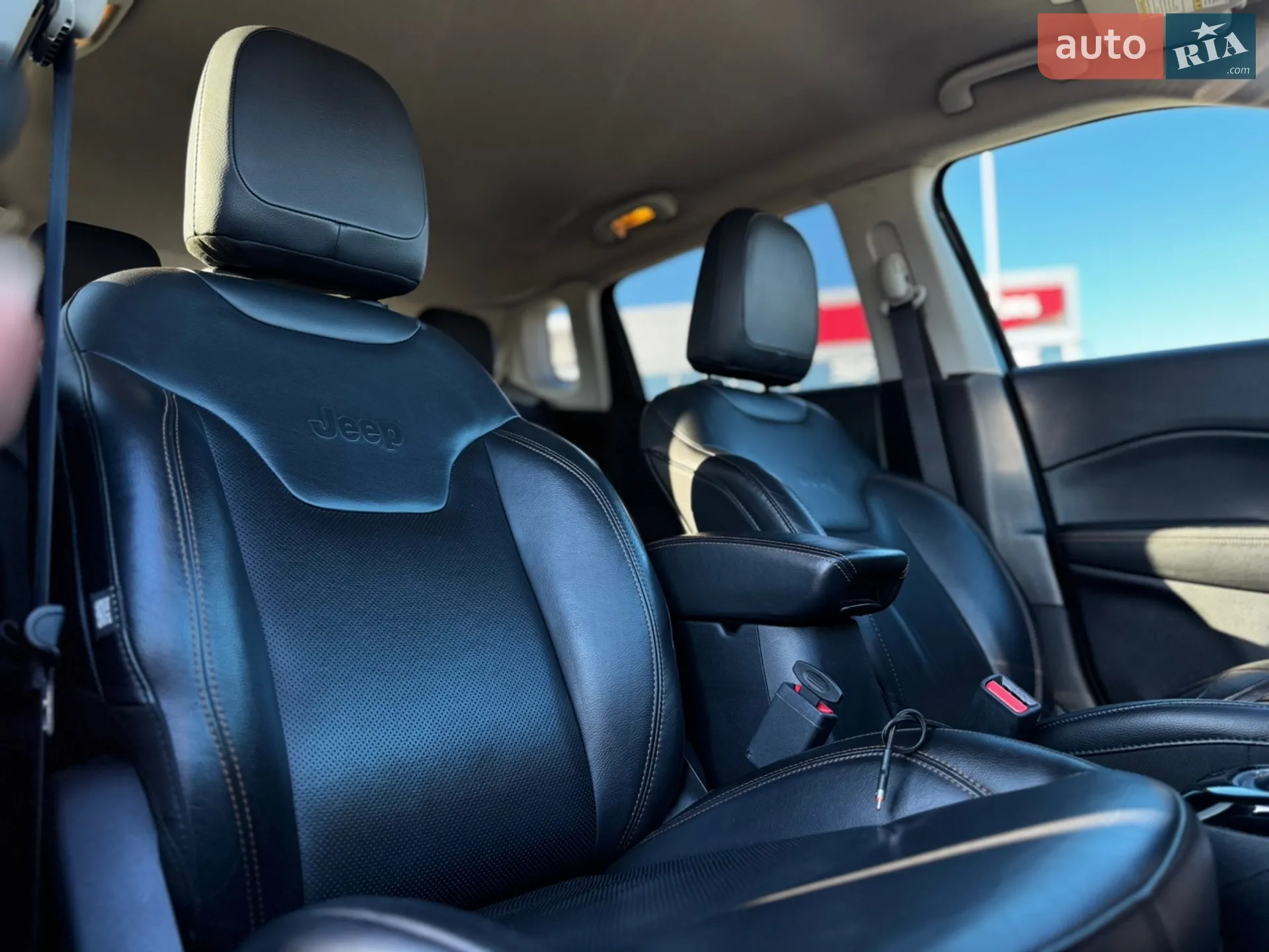 2017 Jeep Compass - мініатюра 18