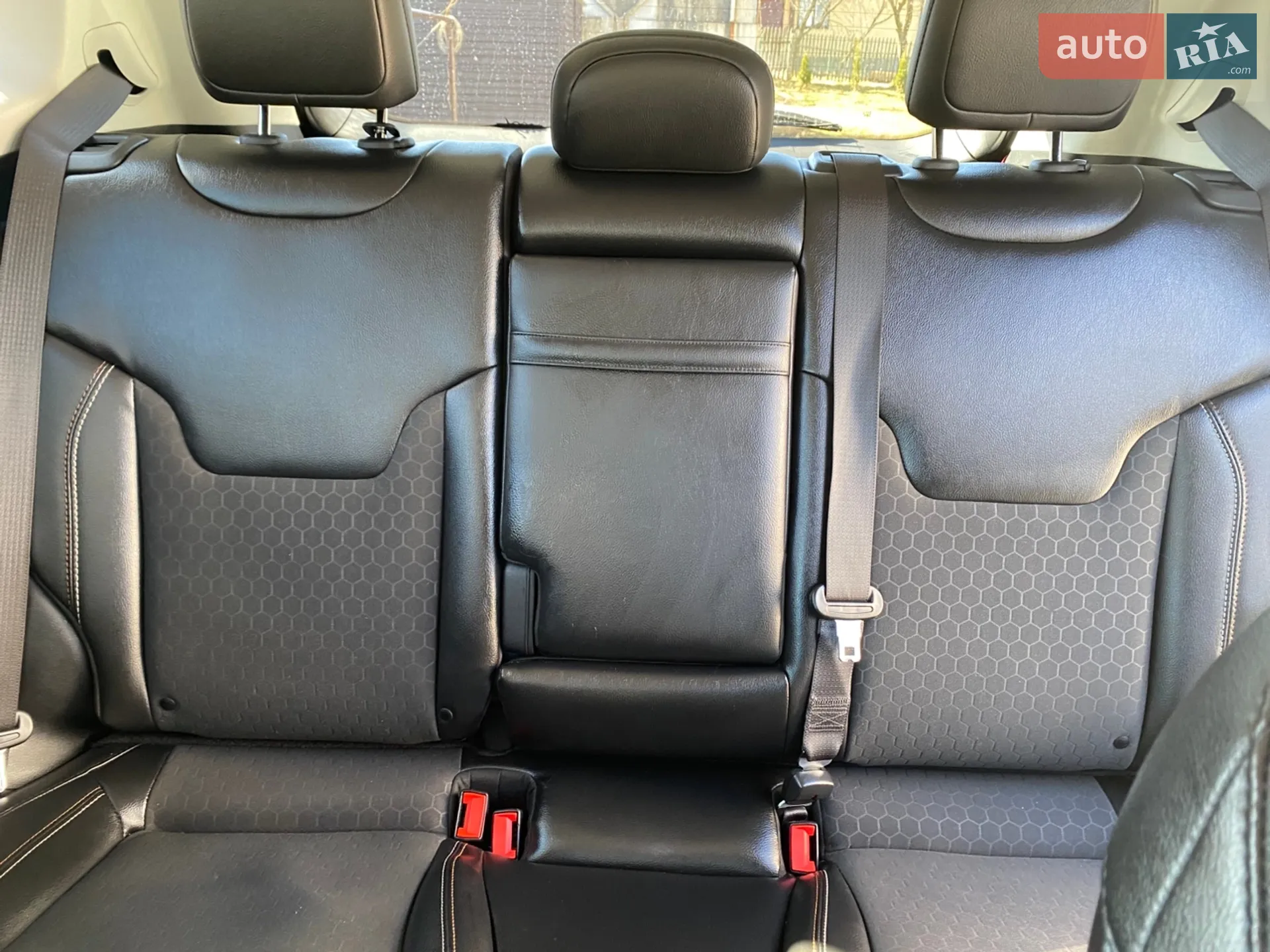 2019 Jeep Compass - мініатюра 19