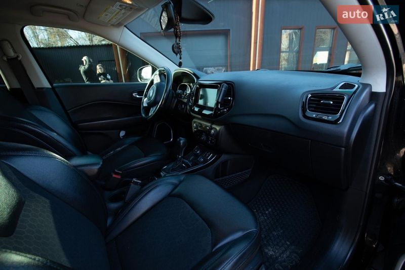Внедорожник / Кроссовер Jeep Compass 2018 в Чернигове