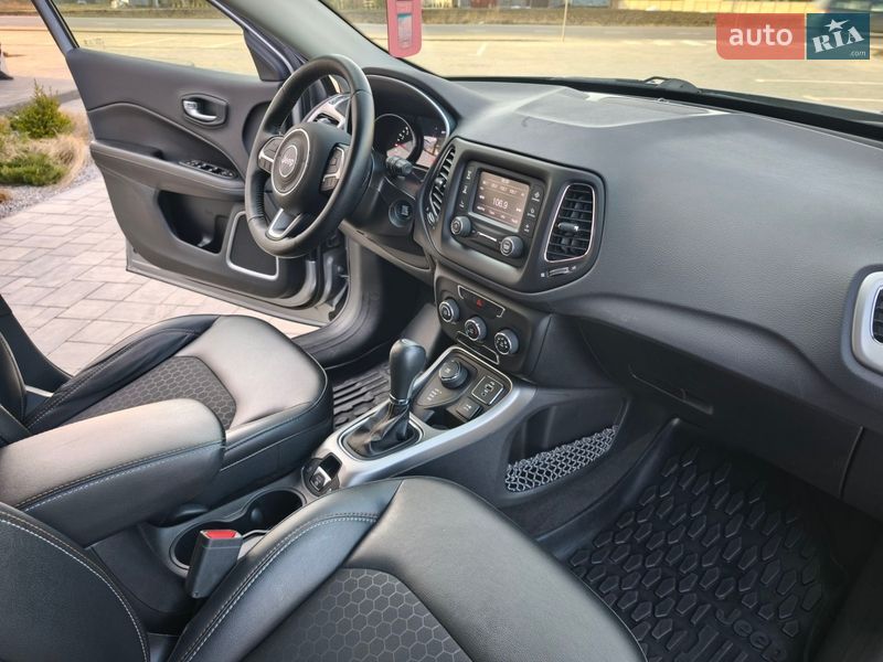 Внедорожник / Кроссовер Jeep Compass 2018 в Луцке