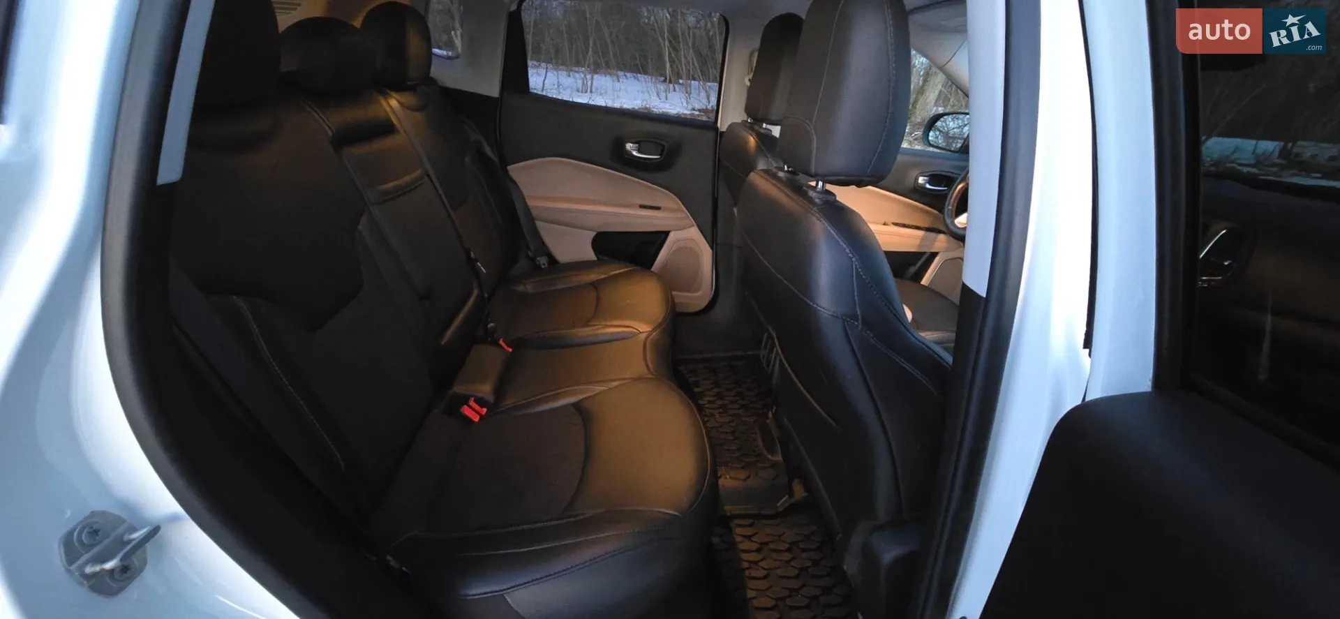 2018 Jeep Compass - мініатюра 13