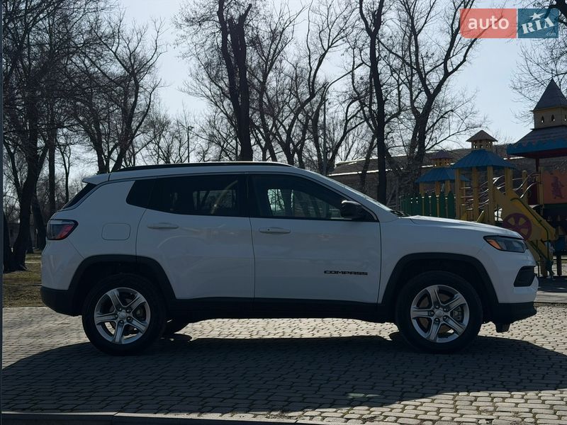 Внедорожник / Кроссовер Jeep Compass 2023 в Каменском