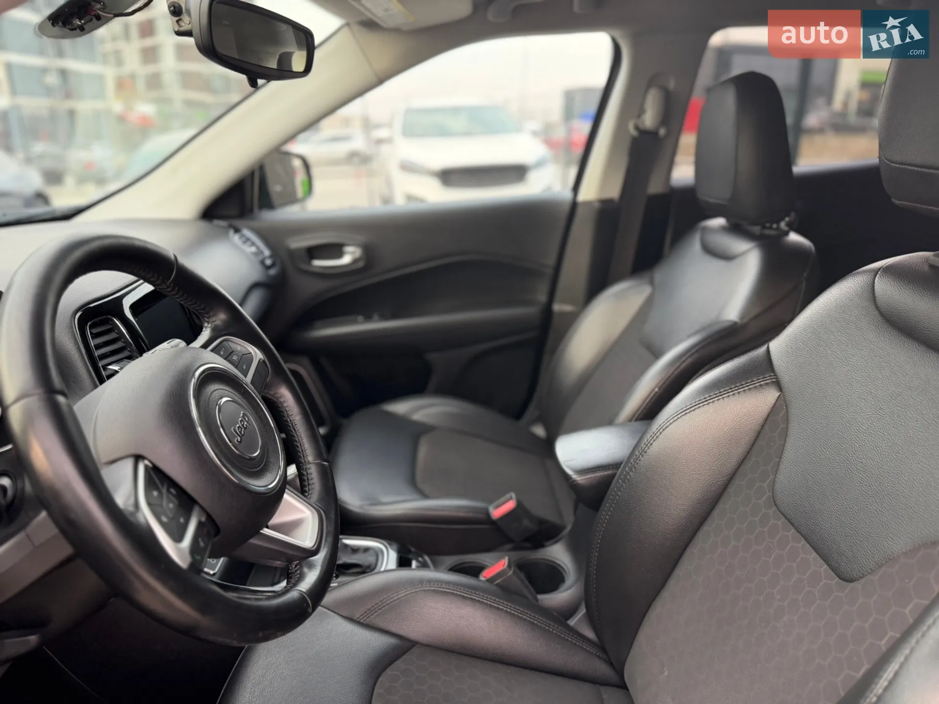 2019 Jeep Compass - мініатюра 14
