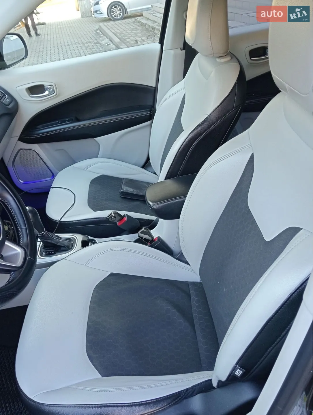 2018 Jeep Compass - мініатюра 22