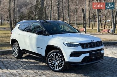 Внедорожник / Кроссовер Jeep Compass 2024 в Киеве