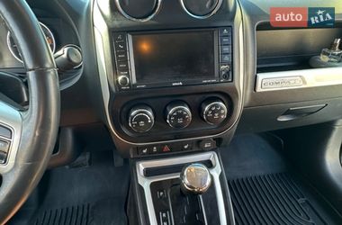 Внедорожник / Кроссовер Jeep Compass 2015 в Киеве