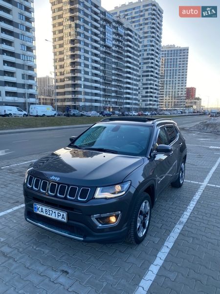 Позашляховик / Кросовер Jeep Compass 2017 в Києві