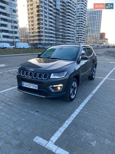 Позашляховик / Кросовер Jeep Compass 2017 в Києві