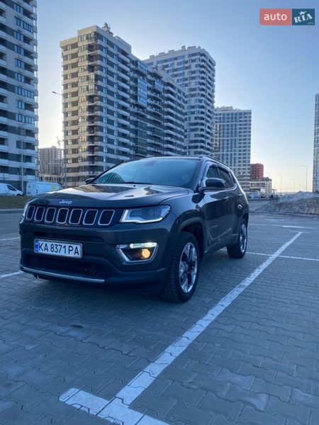 Позашляховик / Кросовер Jeep Compass 2017 в Києві