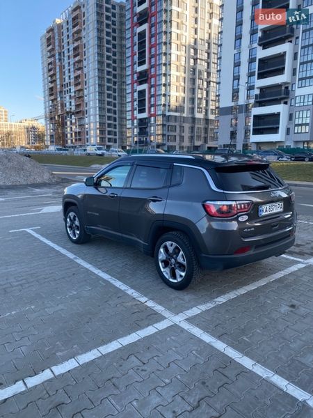 Внедорожник / Кроссовер Jeep Compass 2017 в Киеве