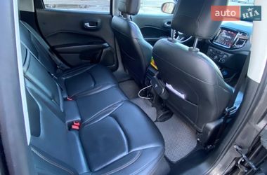 Внедорожник / Кроссовер Jeep Compass 2017 в Киеве