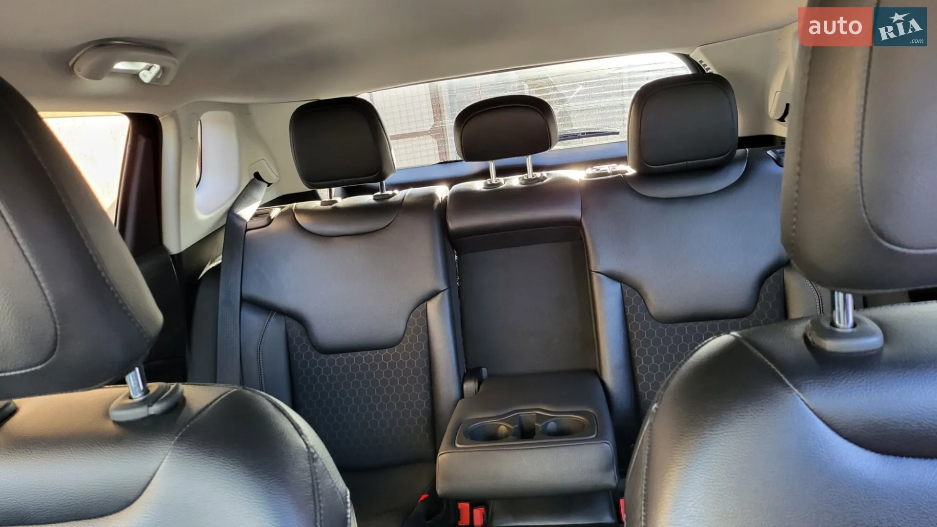2017 Jeep Compass - мініатюра 13