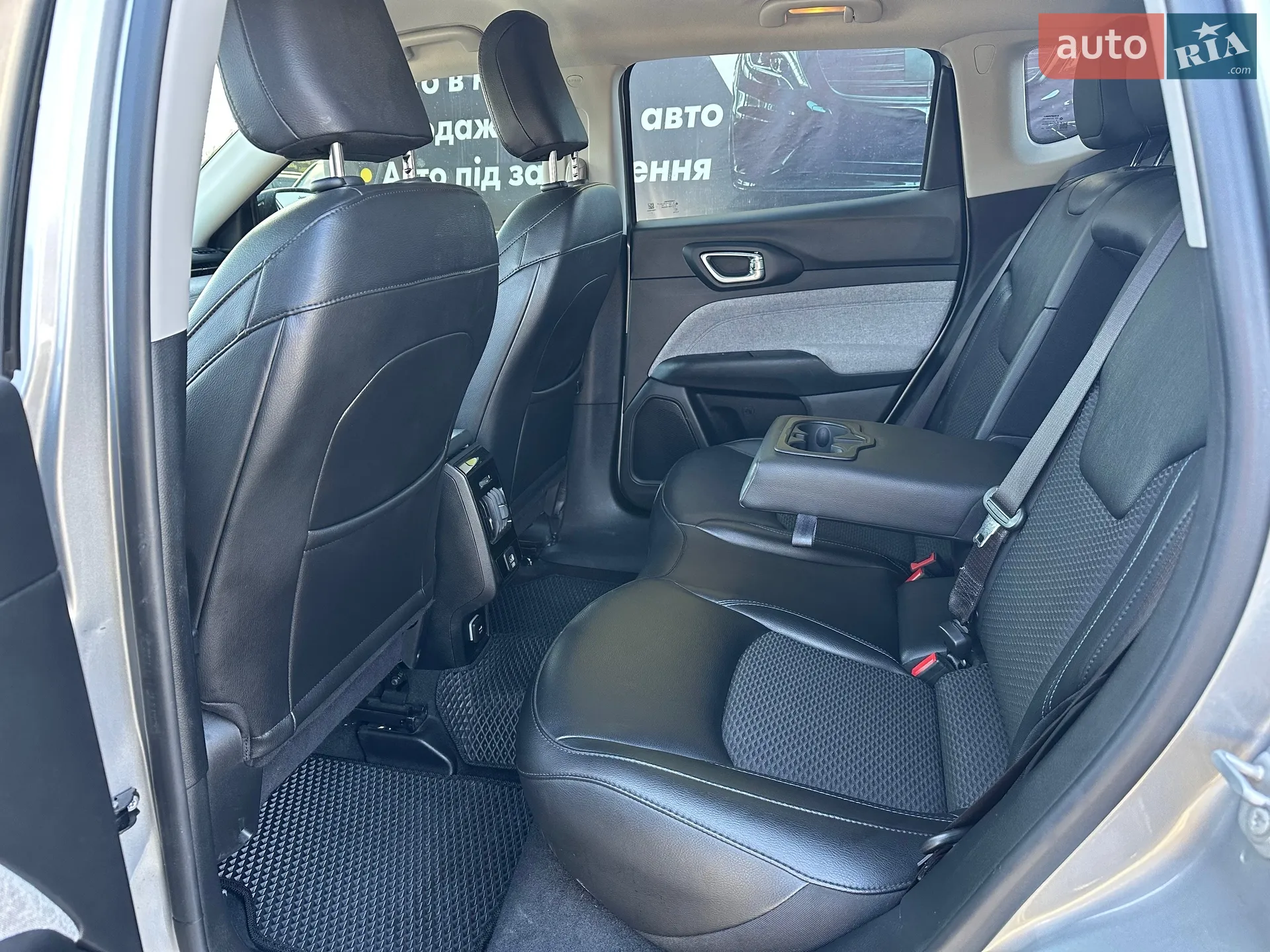 2021 Jeep Compass - мініатюра 10