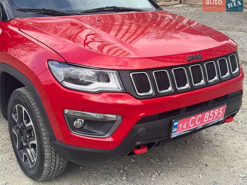 Внедорожник / Кроссовер Jeep Compass 2019 в Киеве