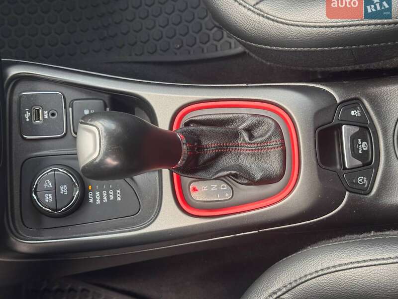 Внедорожник / Кроссовер Jeep Compass 2019 в Киеве