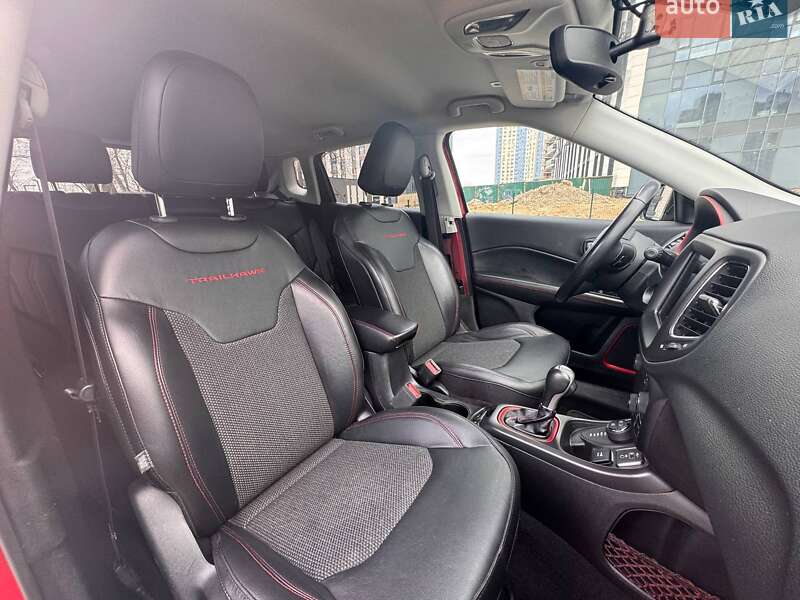 Внедорожник / Кроссовер Jeep Compass 2019 в Киеве