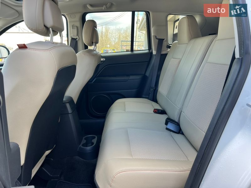 Внедорожник / Кроссовер Jeep Compass 2016 в Николаеве
