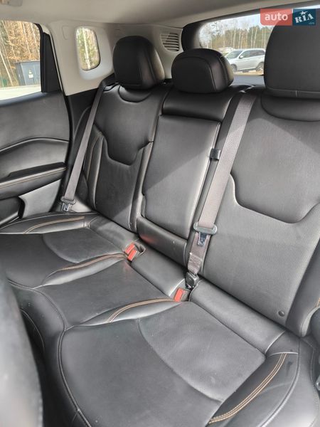 Внедорожник / Кроссовер Jeep Compass 2021 в Киеве