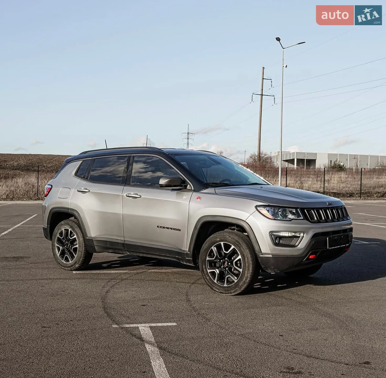 2019 Jeep Compass - фото 1