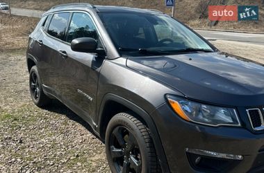 Позашляховик / Кросовер Jeep Compass 2017 в Києві