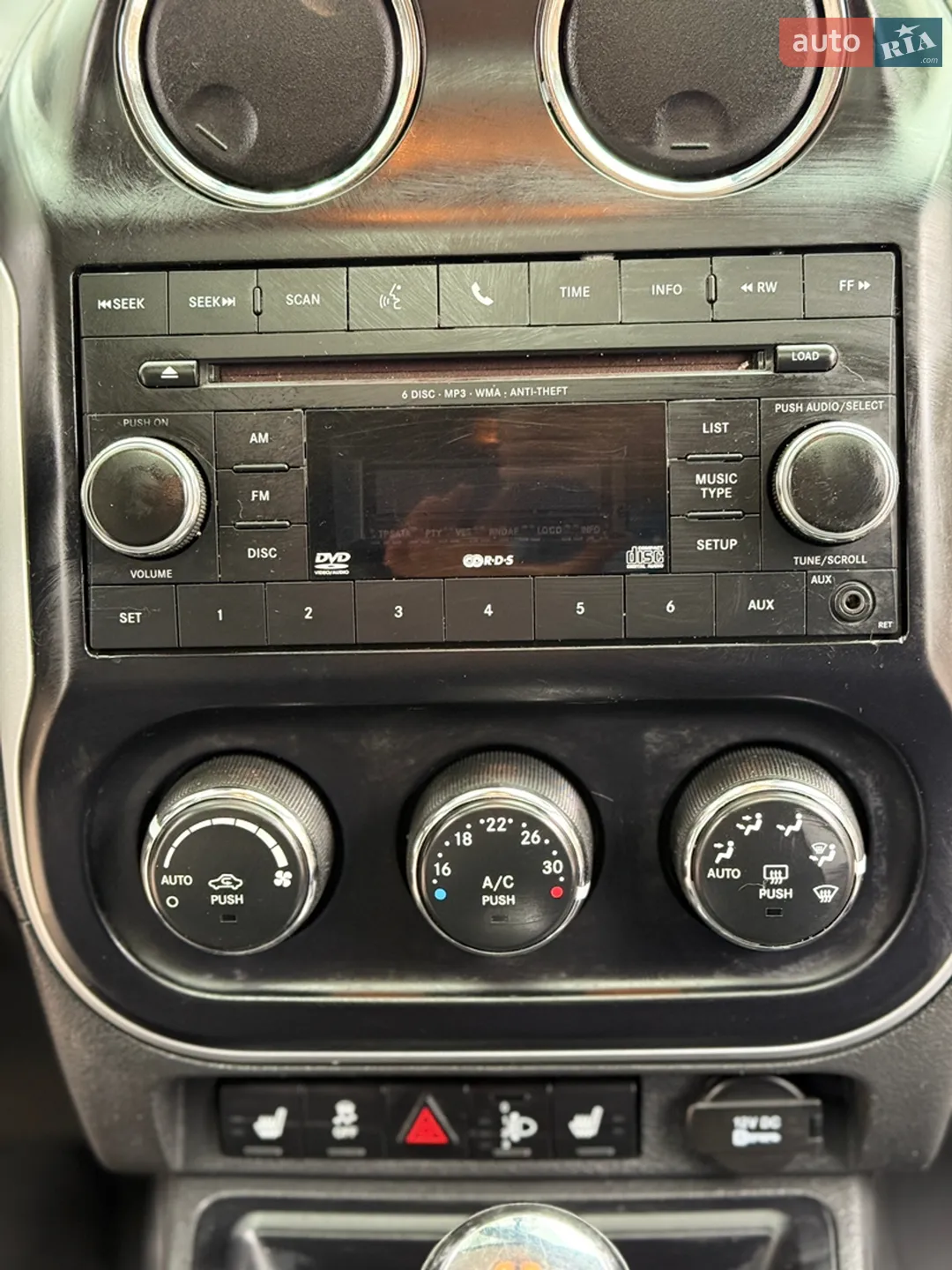 2012 Jeep Compass - мініатюра 21