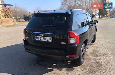 Внедорожник / Кроссовер Jeep Compass 2015 в Вишневом