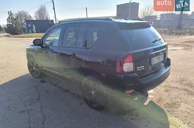 Внедорожник / Кроссовер Jeep Compass 2015 в Вишневом