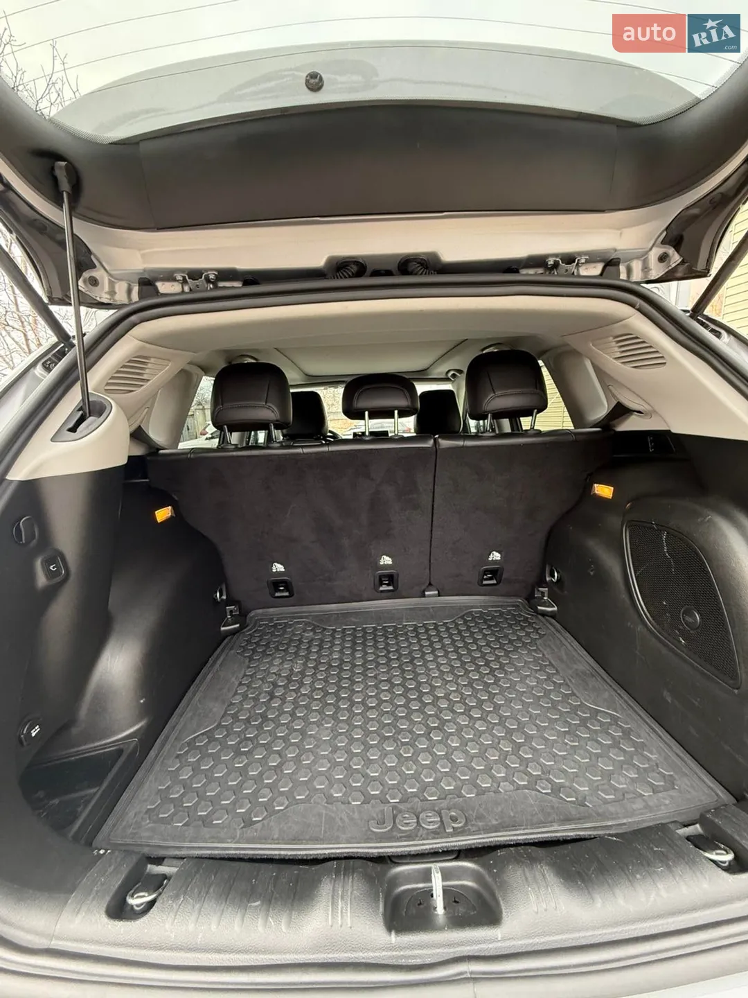 2021 Jeep Compass - мініатюра 18