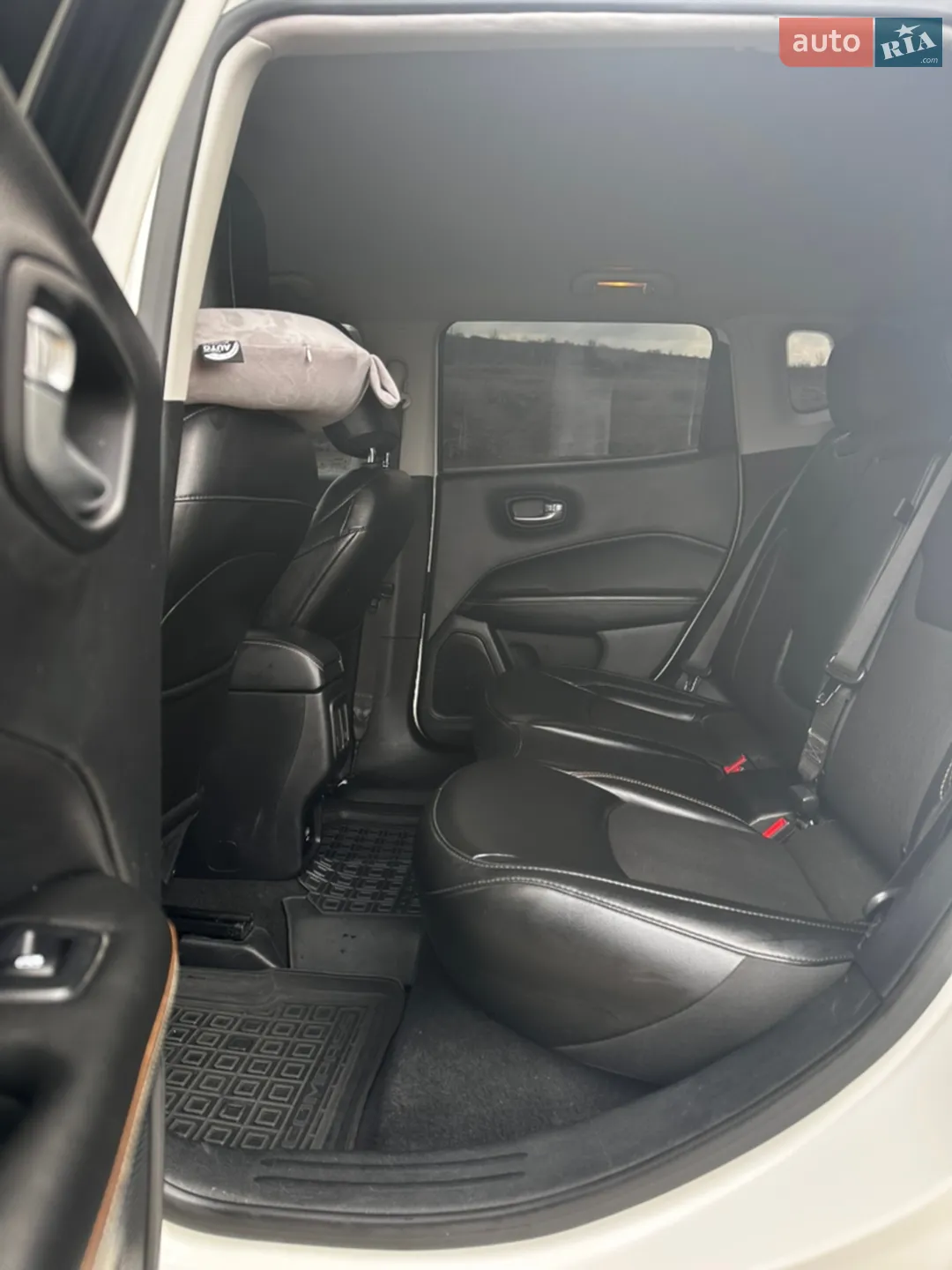 2020 Jeep Compass - мініатюра 13